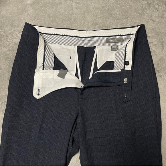 Daniel Cremieux Signature Collection Plaid Men's Pants Trousers - Size 32x30 - Picture 3 of 13